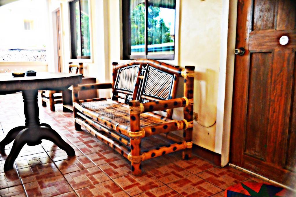 Alliyah'S Beach Resort Balabag  Esterno foto