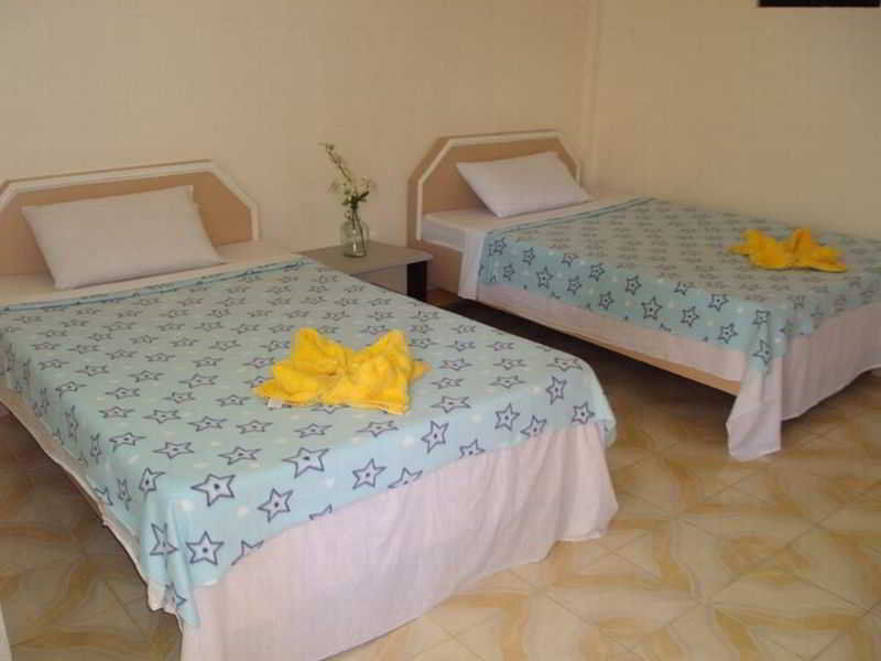 Alliyah'S Beach Resort Balabag  Esterno foto